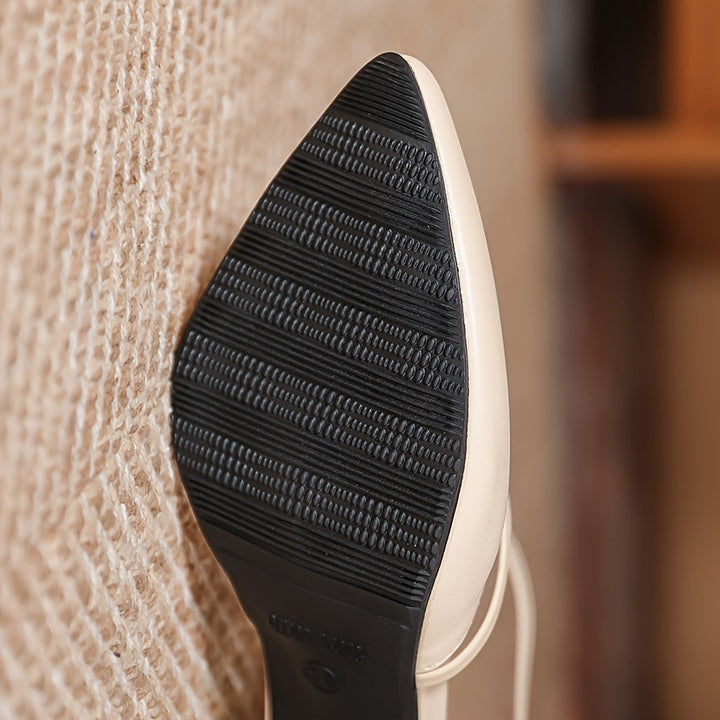 Ornella | Elegante hæle med glans og rem