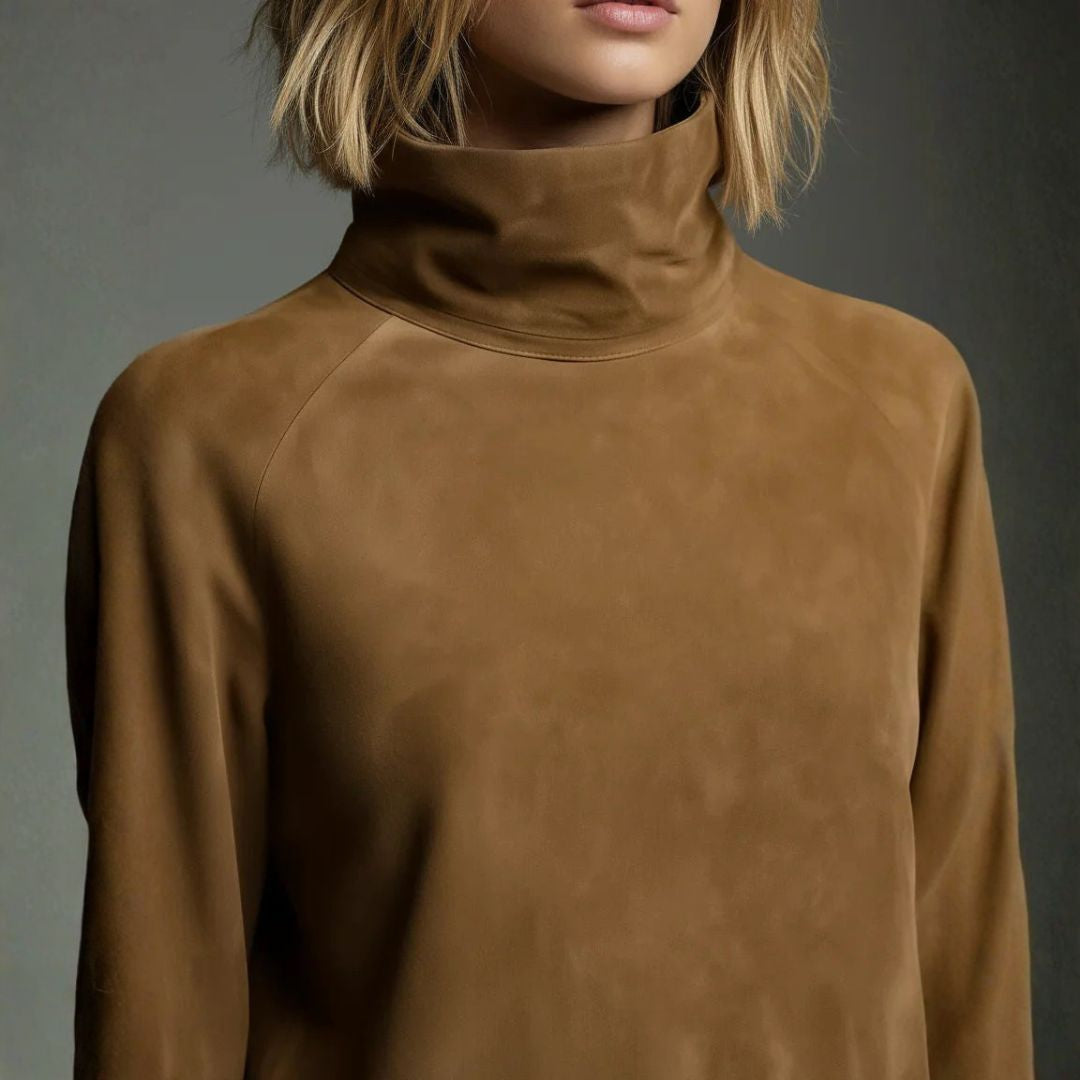 Veronica | Kort ruskindslook kjole med høj hals