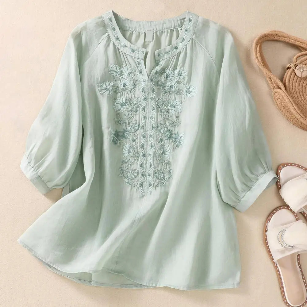 Dania | Broderet bomuldsbluse