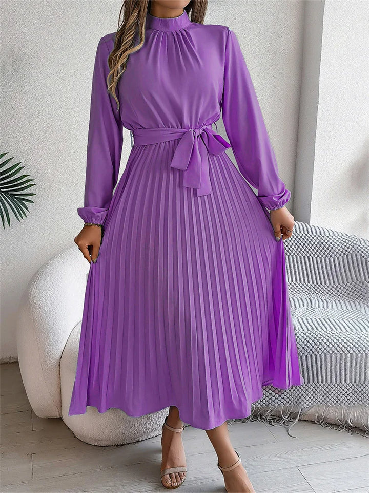 Katrina | Elegant Lang Kjole med Tidløst Design